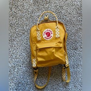 Fjallraven kanken mini backpack
